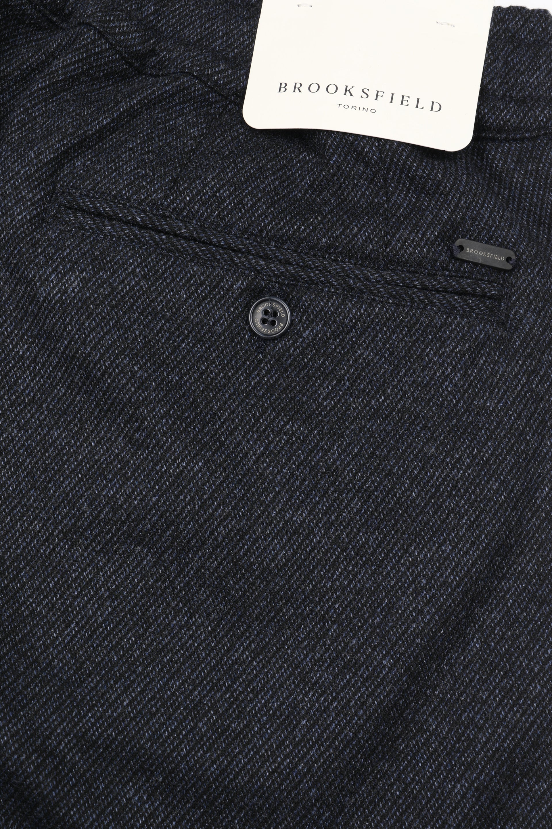 Pantalone in jersey di misto viscosa stretch con trama diagonale, con elastica e coulisse regolabile. Blu - Blu/Nero