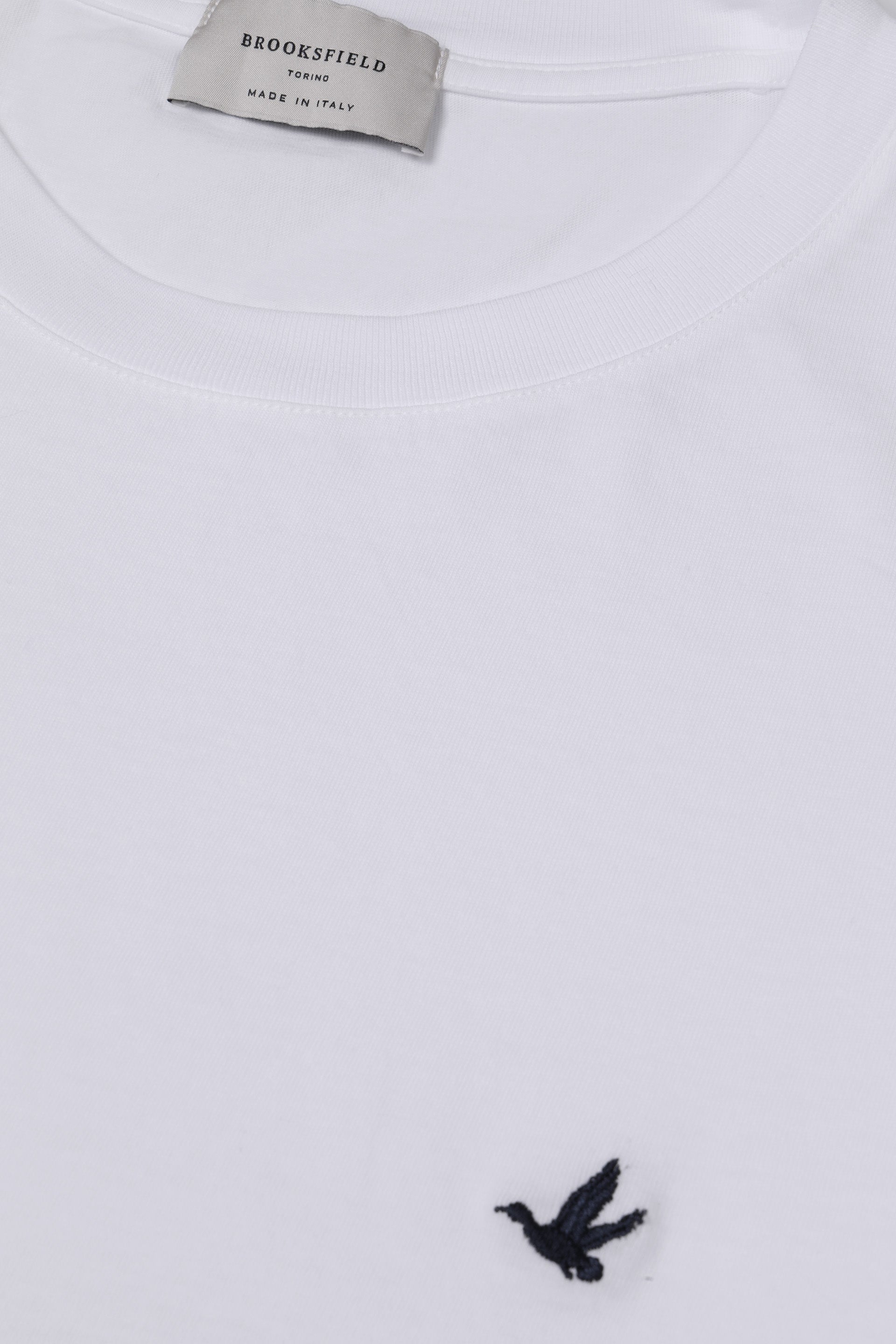 T-shirt in jersey di cotone, logo ricamato al cuore. - White