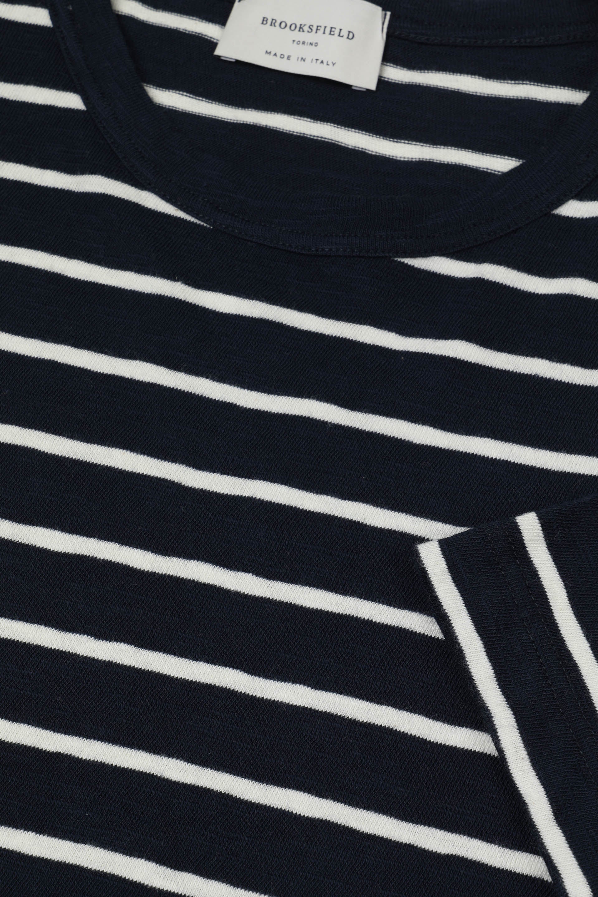 T-shirt rigata in jersey di cotone fiammato. Blu - Navy blue/latte