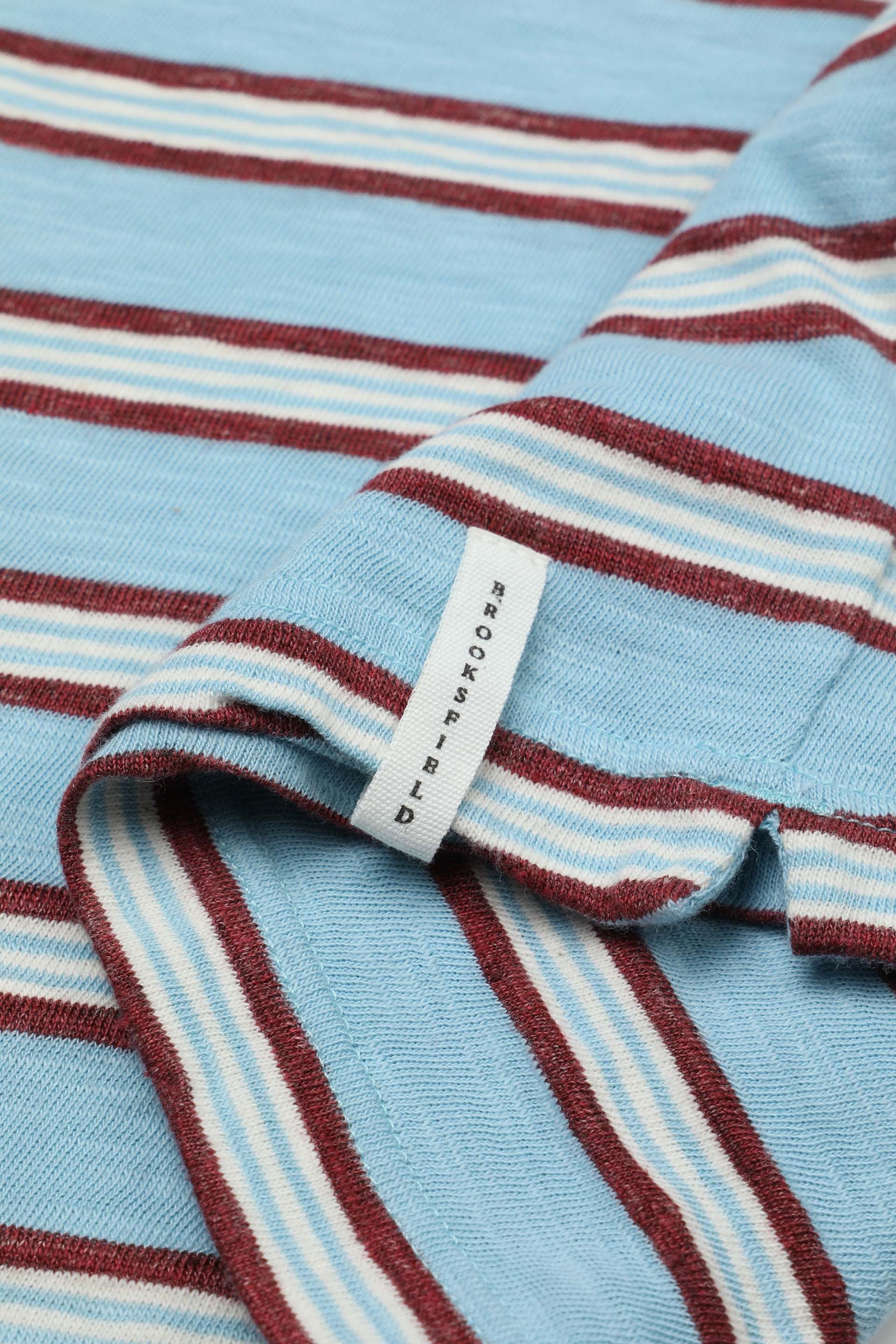 T-shirt rigata in jersey di cotone misto lino. Azzurro - Ice/Bordeaux/Latte