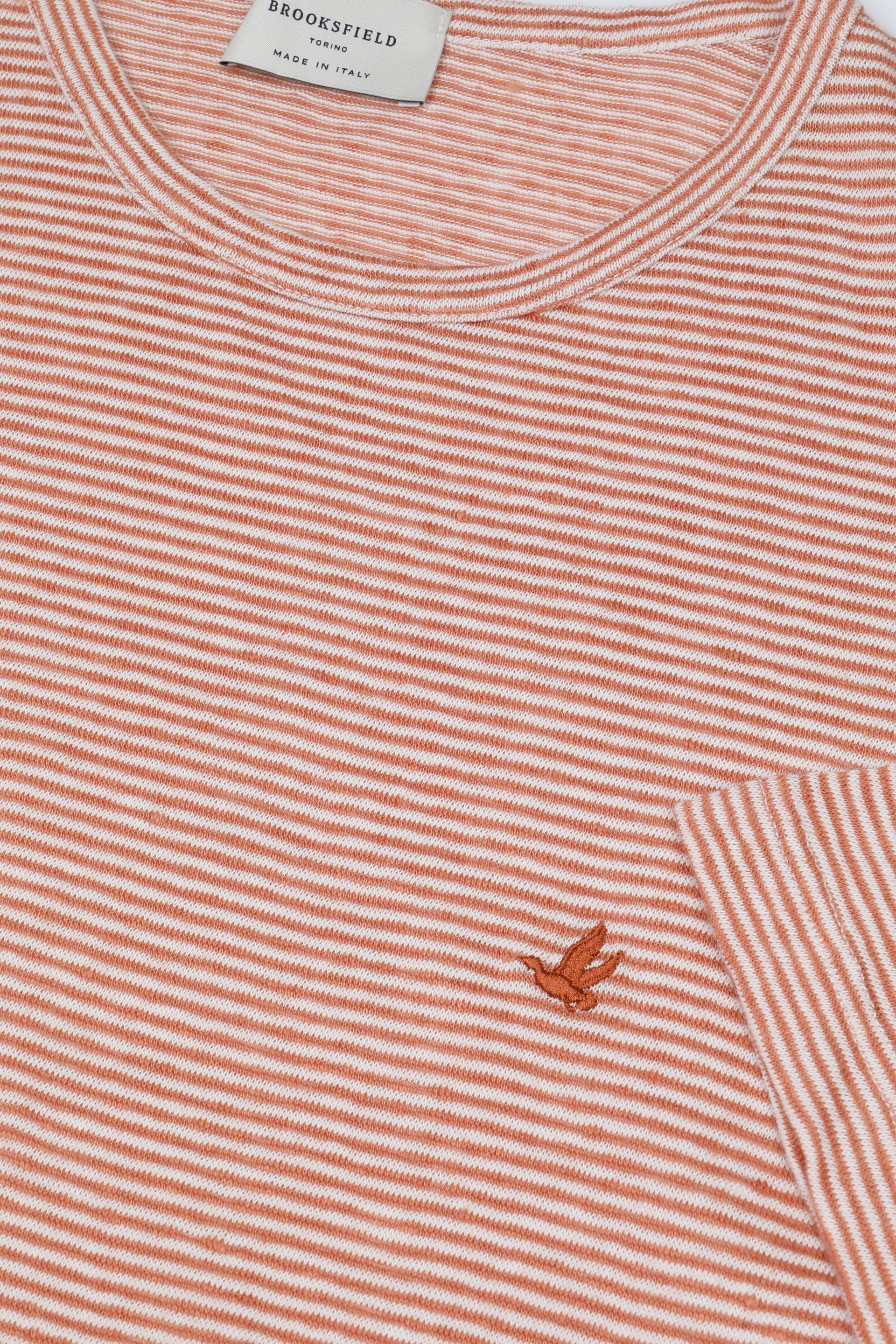 UOMO-T-SHIRT M/C JERSEY COTONE/LINO RIGATO, SCOLLO AL BORDATORE, POLSI CON ORLO, SPACCHI A FESSURA, LAVATA - Fox/latte