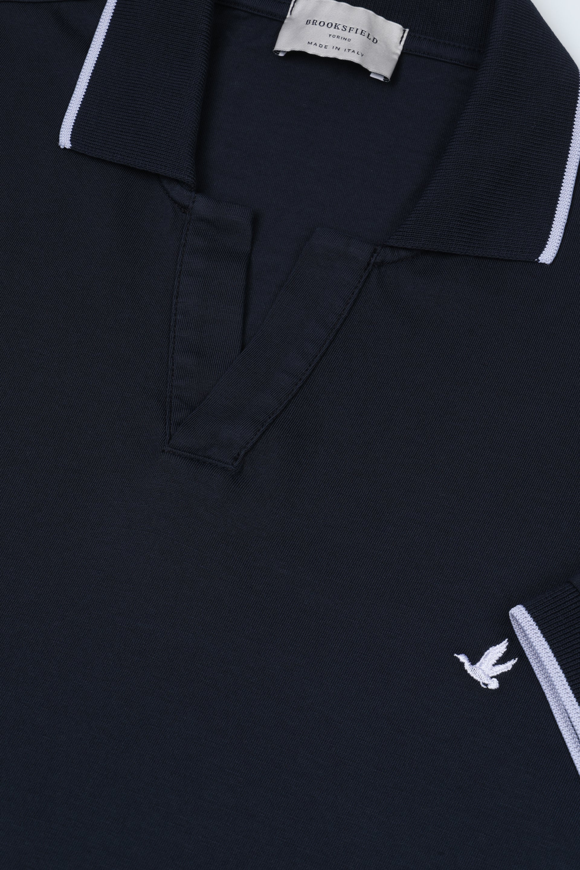 Polo collo aperto in jersey di cotone con bordi rigati. Blu - Navy