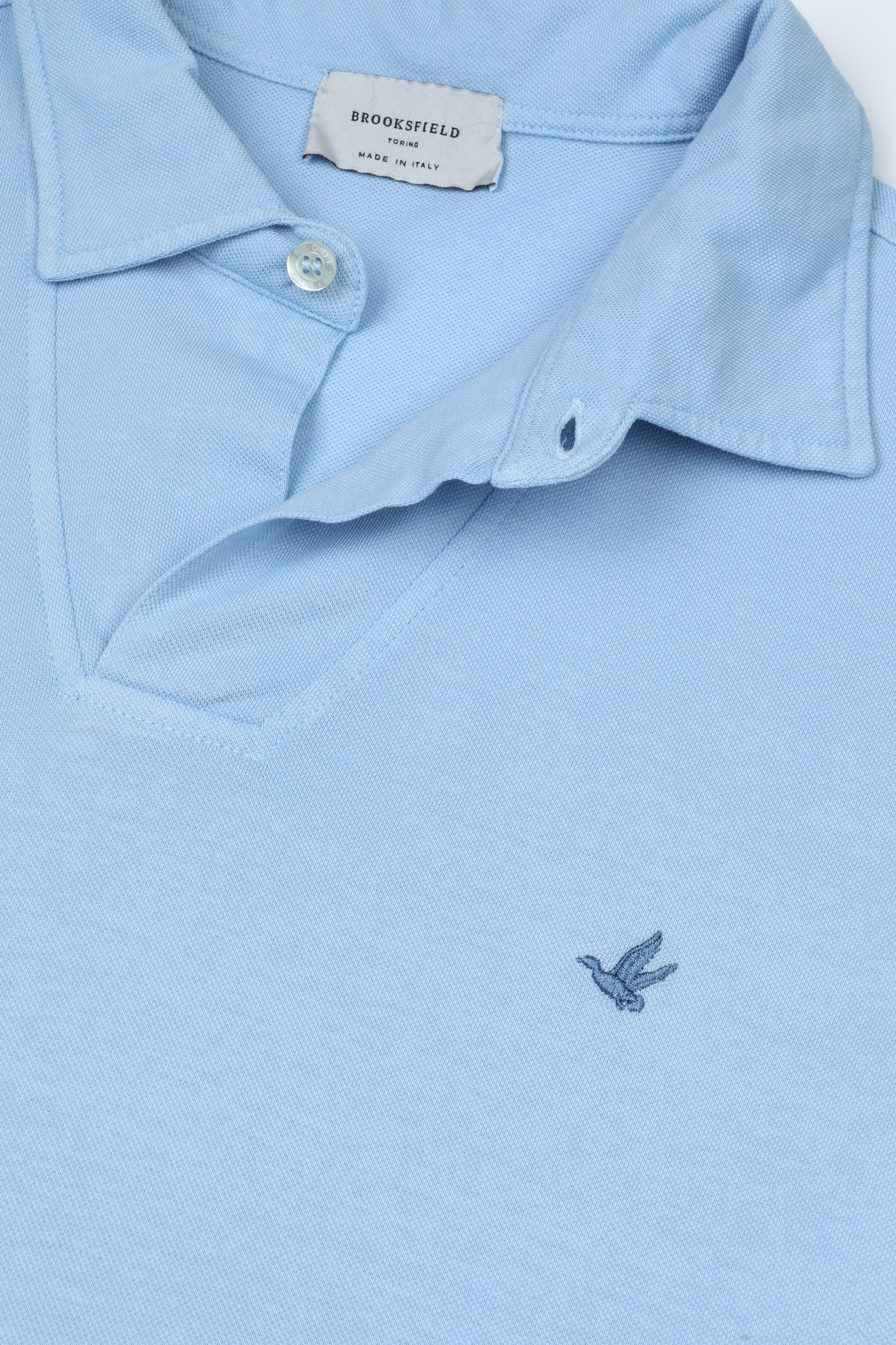 Polo manica lunga in piquet leggero di cotone, apertura collo in stile Capri. Azzurro - Iris