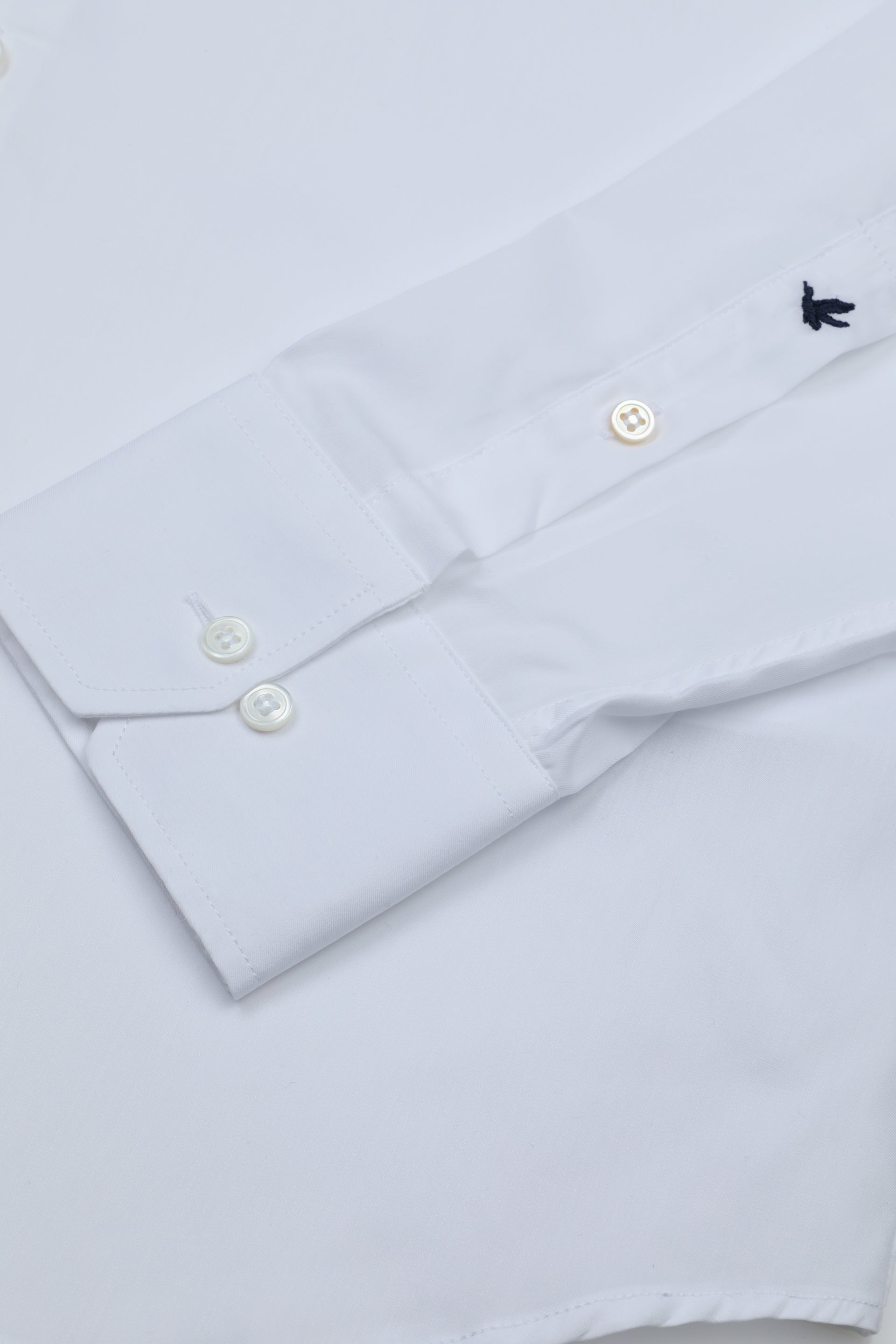 UOMO-CAMICIA (SLIM FIT) M/L FRENCH COLLAR CLASSICA "LUXURY" TESSUTO TWILL SUPERFINE UNITO, CON MOSCHE AI FIANCHI, BOTTONI CUCITI A QUADRO - White