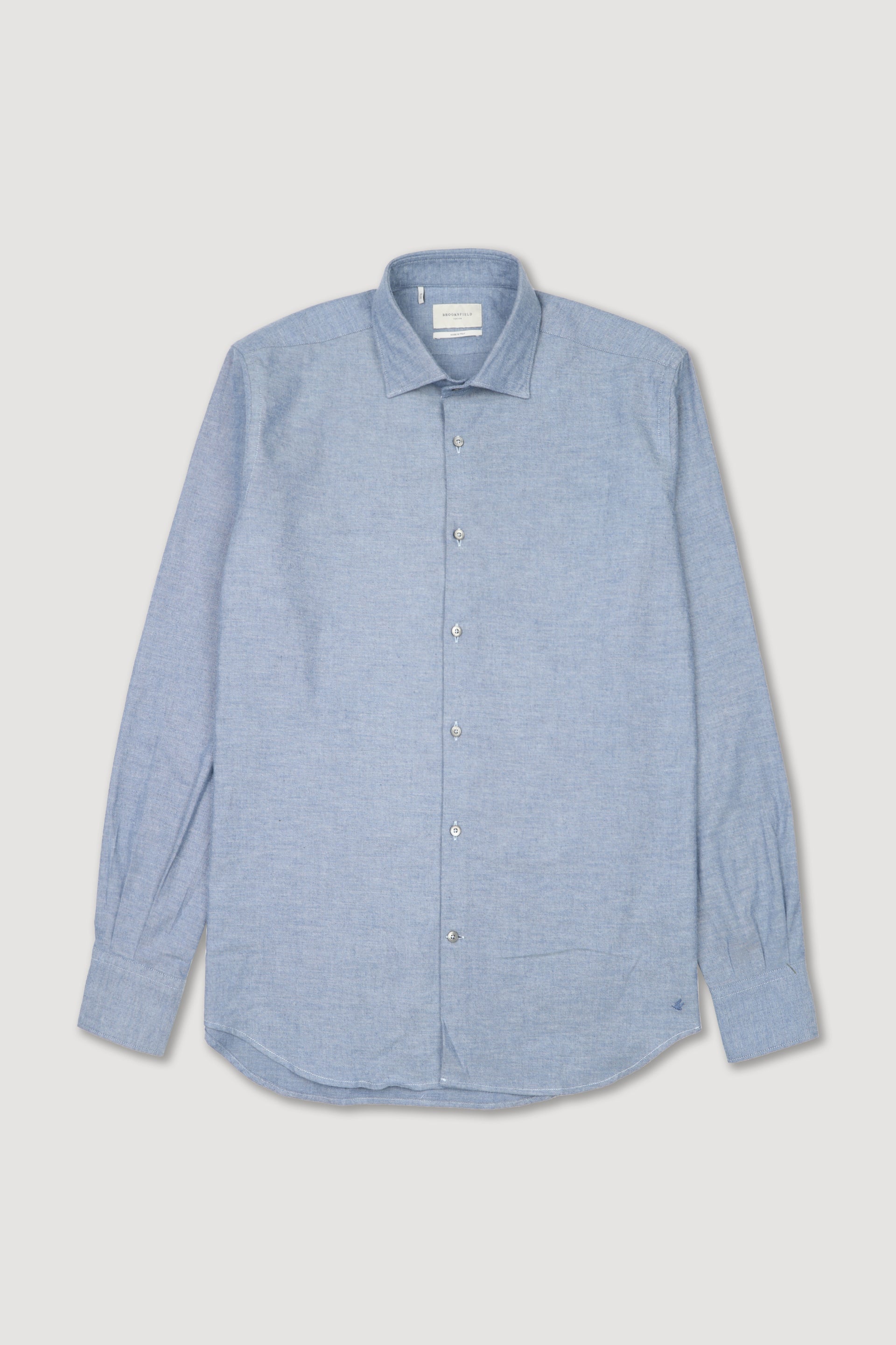Camicia slim fit con collo spread in twill di cotone smerigliato. Blu - Frosted blue