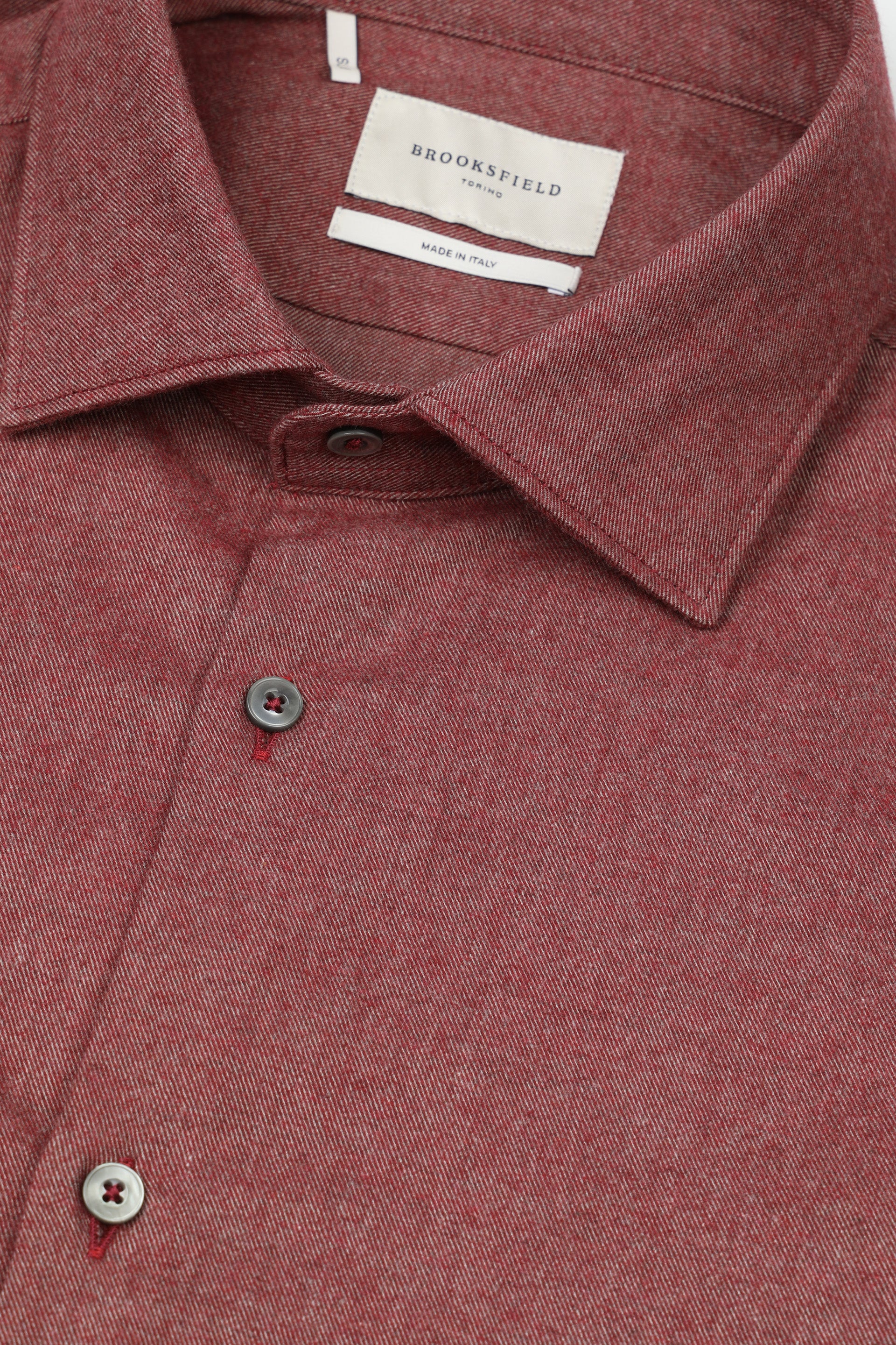 UOMO-CAMICIA (SLIM FIT) M/L SPREAD COLLAR CLASSICA TESSUTO TWILL DI COTONE SMERIGLIATO - Vigneto