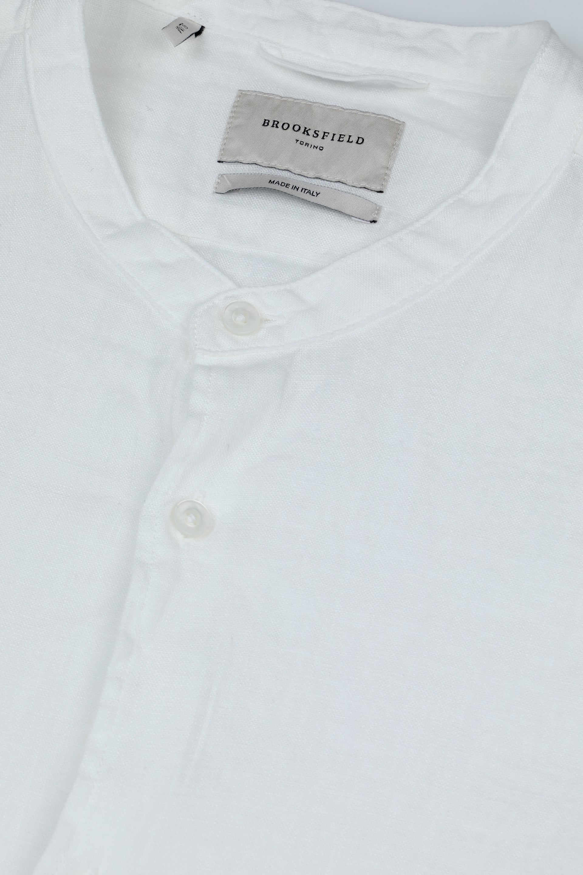 Camicia slim fit in lino con collo alla coreana. Bianco - Off white