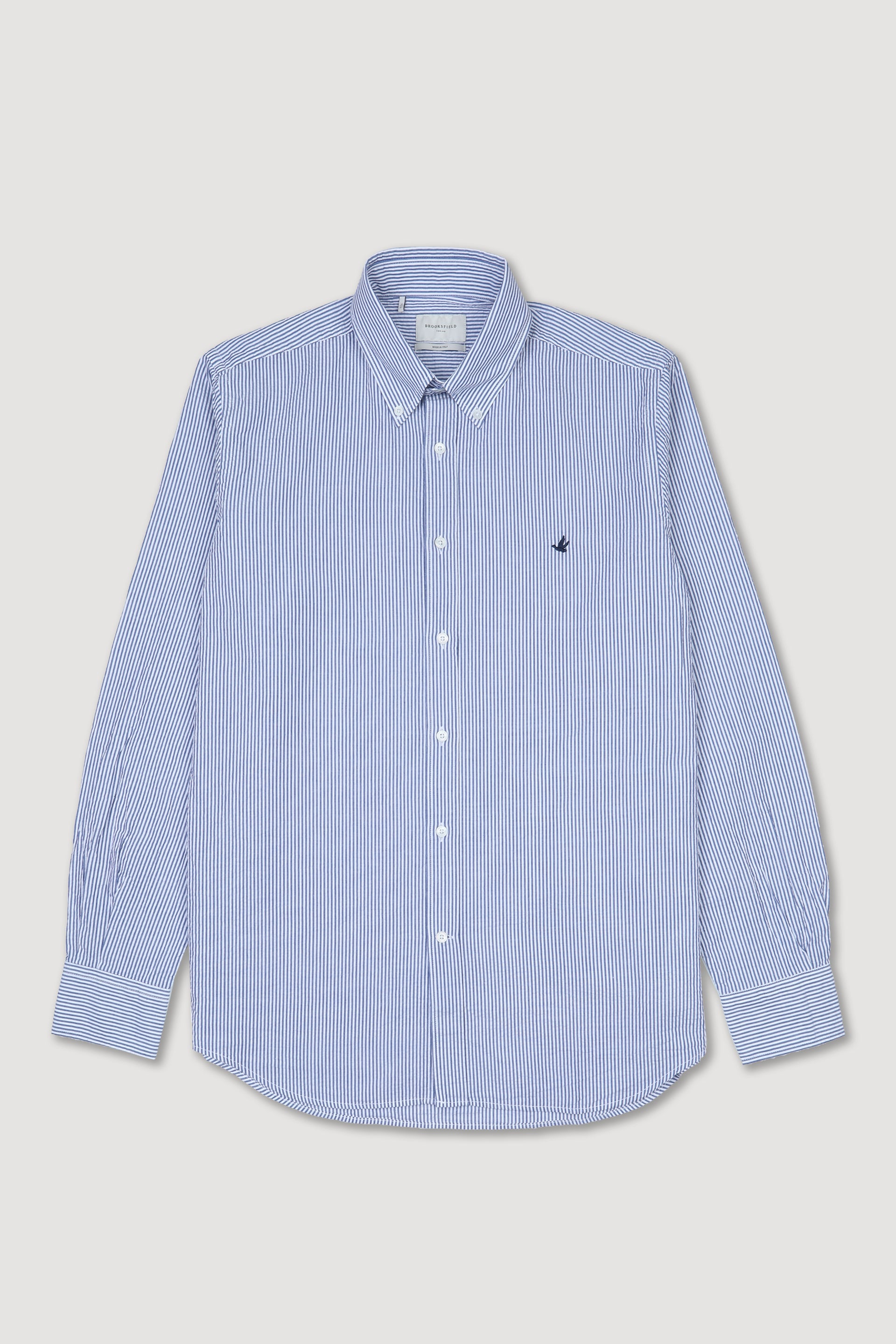 Camicia Club button down regular fit in seersucker rigato di cotone. Logo ricamato al cuore. Blu - Blu/Bianco