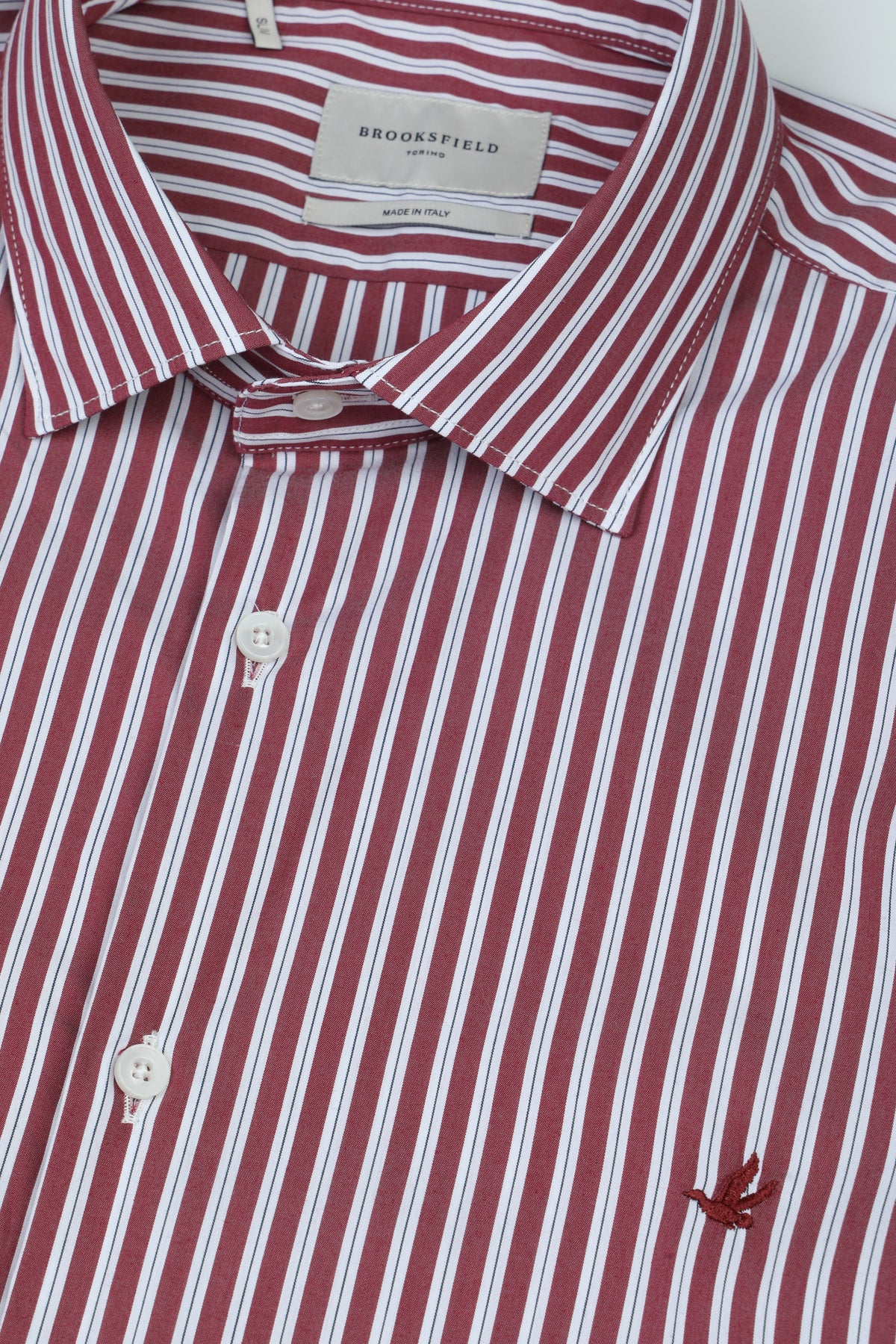 Camicia slim fit con collo spread in popeline rigato di cotone stretch - Bordeaux/Bianco/Nero