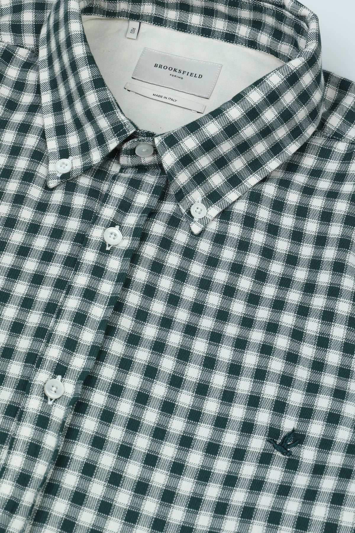 Camicia button down regular fit in twill in cotone fantasia quadro. Logo ricamato al cuore - Latte/Verdone
