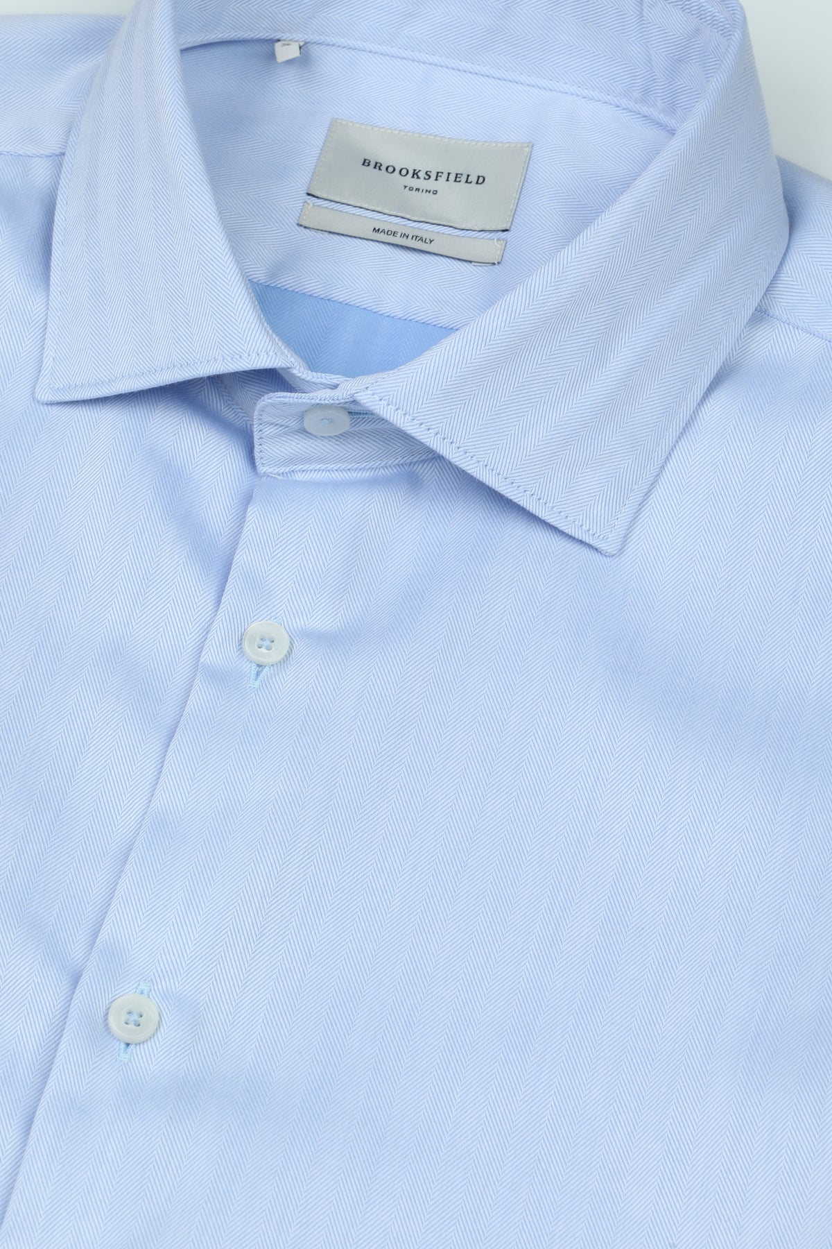 Camicia slim fit con collo spread in cotone fantasia spina di pesce, easy care - Azzurro/Bianco