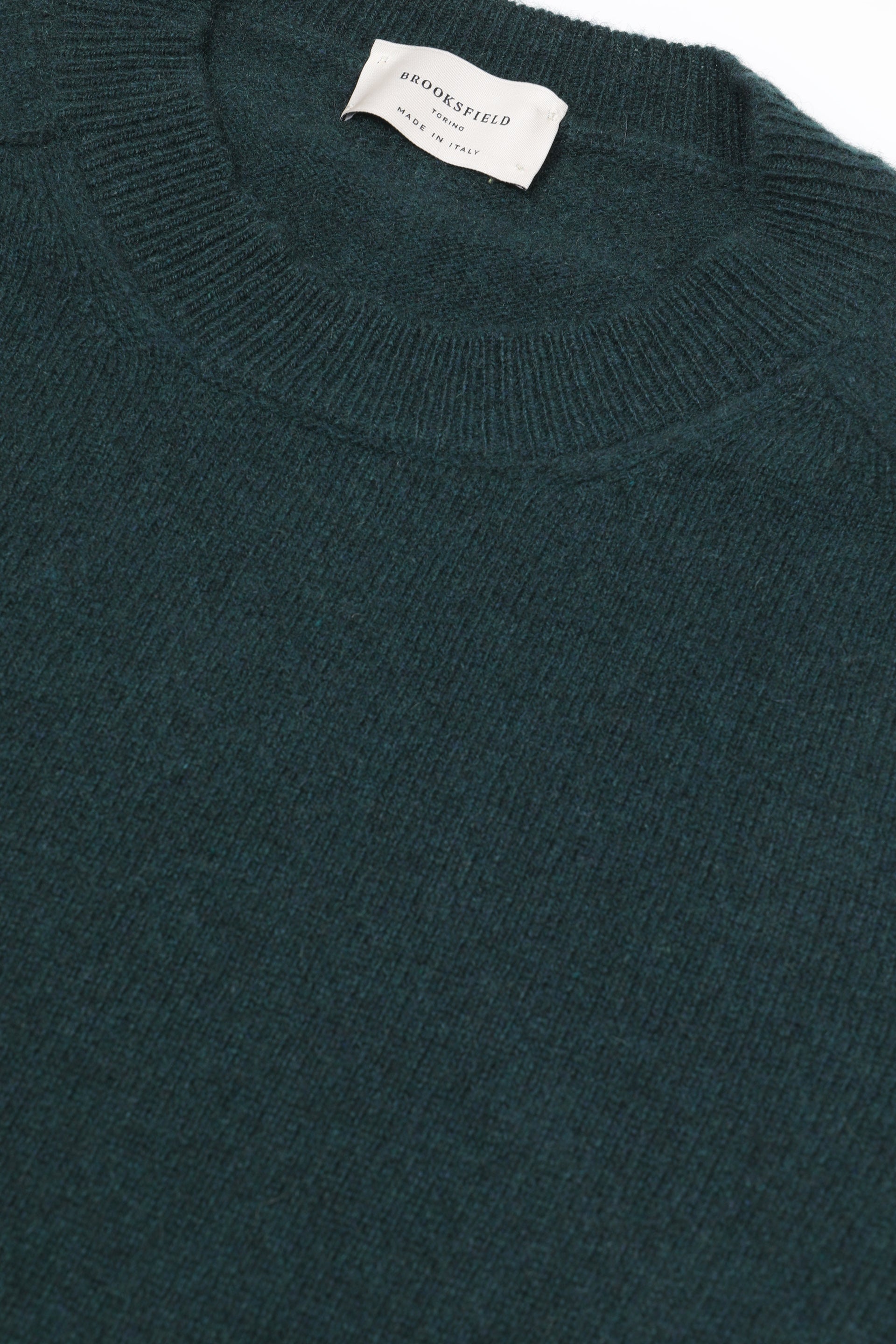Maglia girocollo in cashmere. Verde - Bottle green