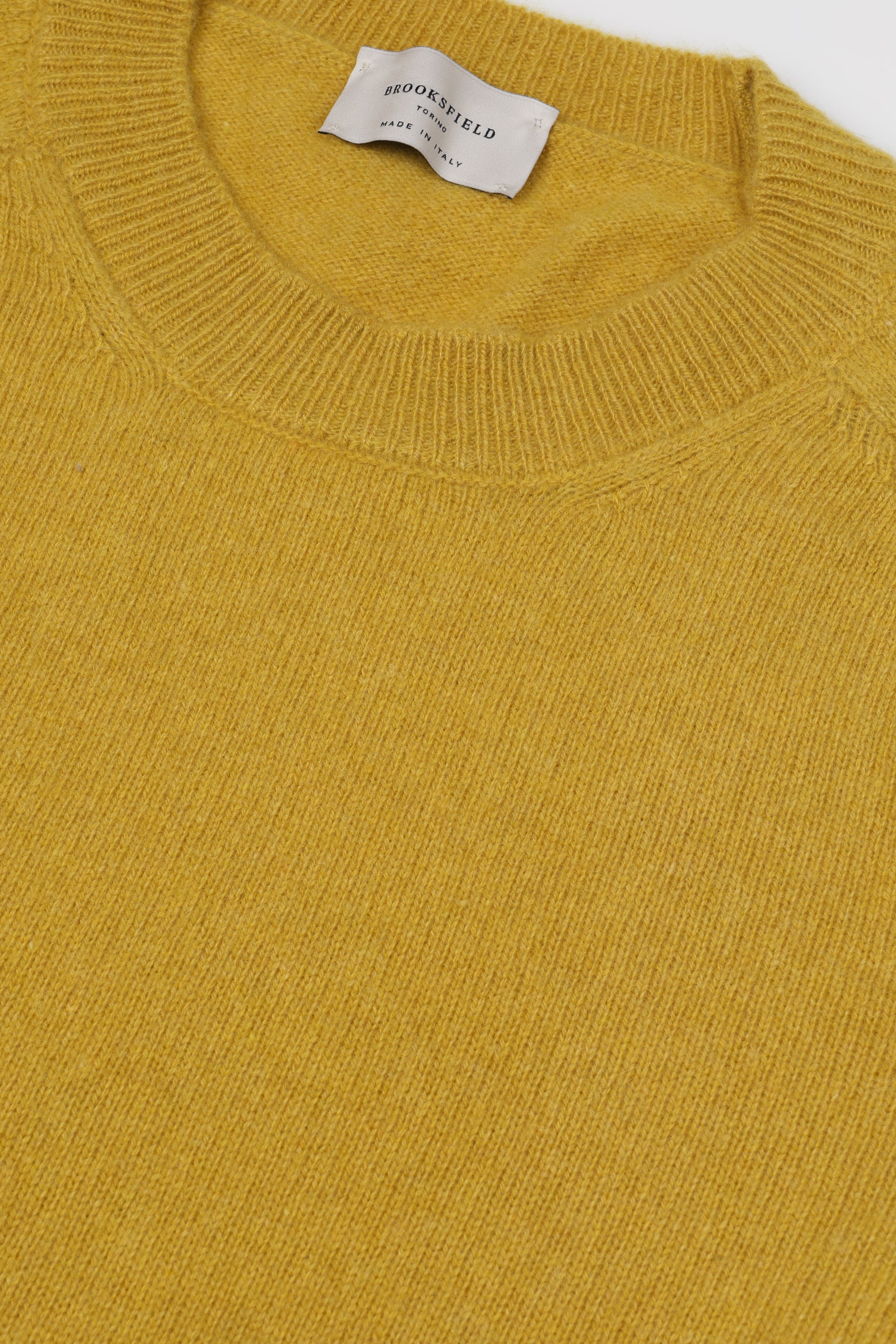 Maglia girocollo in cashmere. Giallo - Matcha