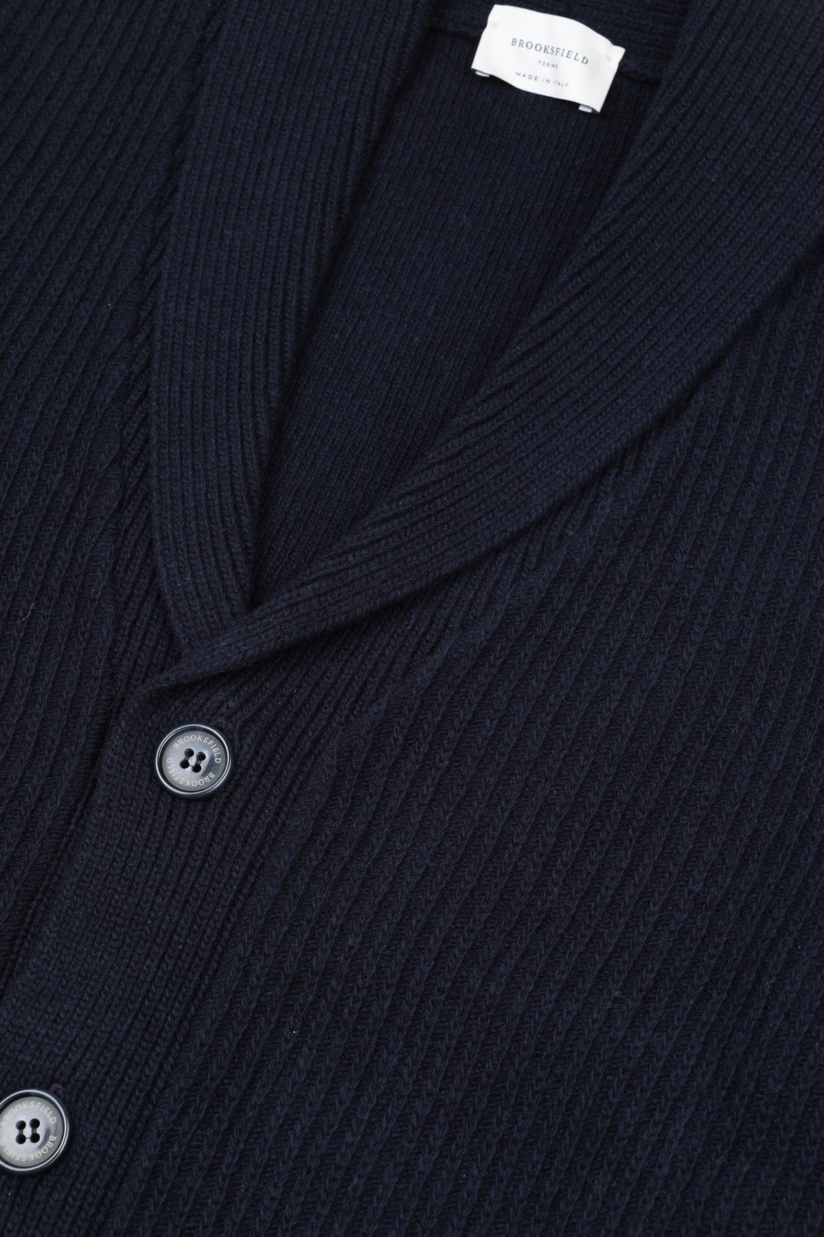 Cardigan collo scialle in pura lana vergine. Blu - Blu scuro