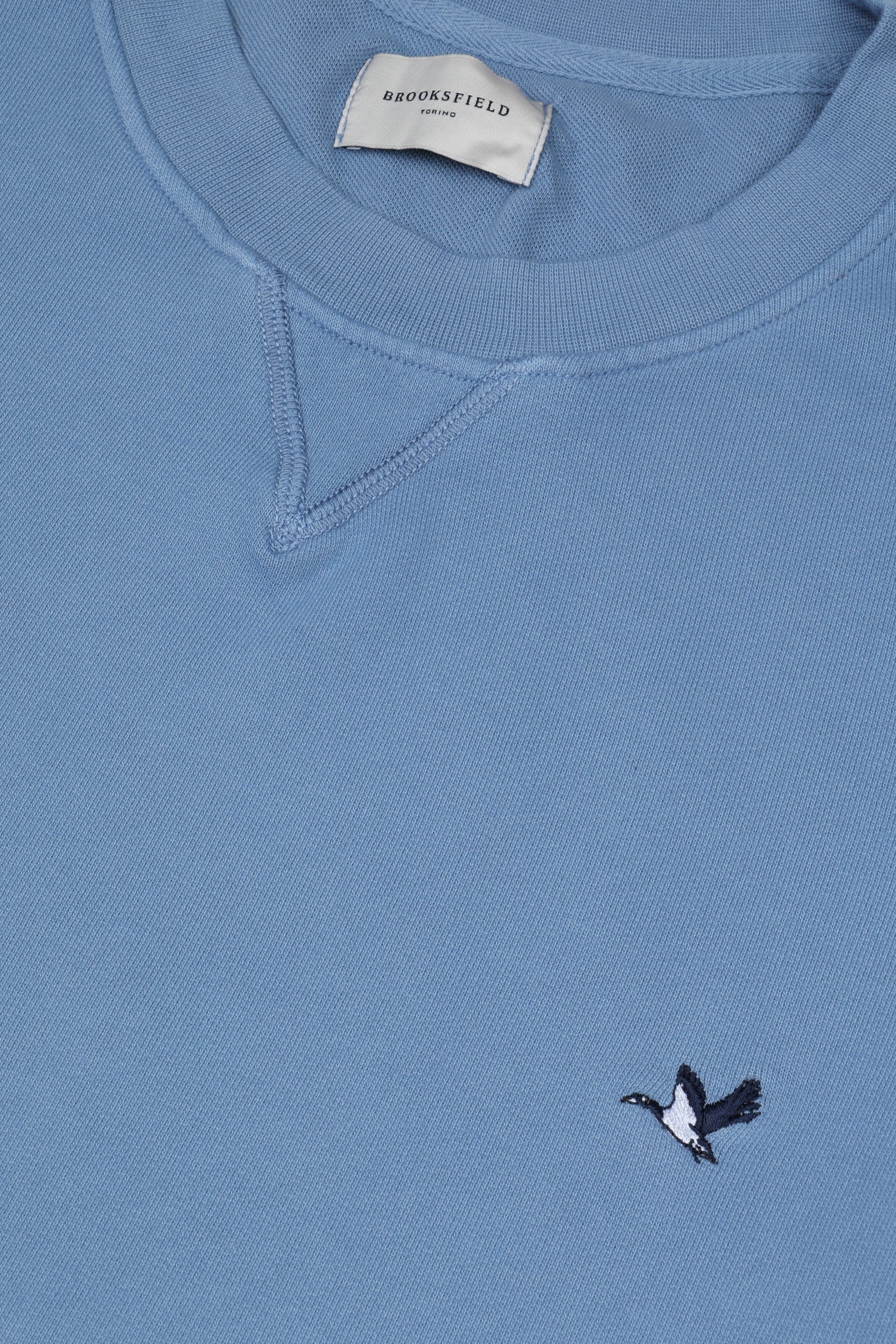Felpa girocollo in cotone con logo ricamato al cuore. Azzurro - Cirro
