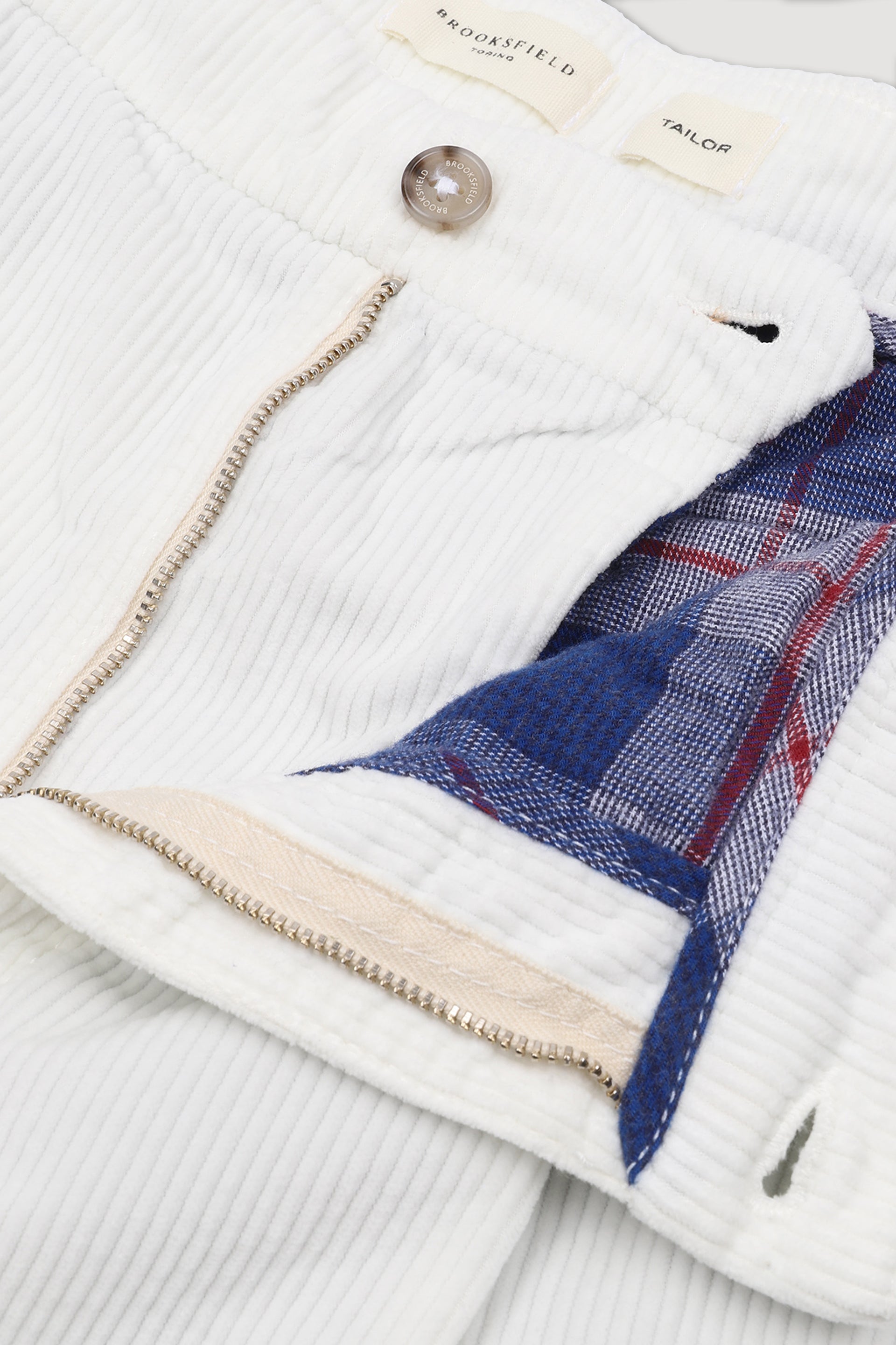 Pantalone chino in velluto di cotone stretch a costa larga, vestibilità over - Latte