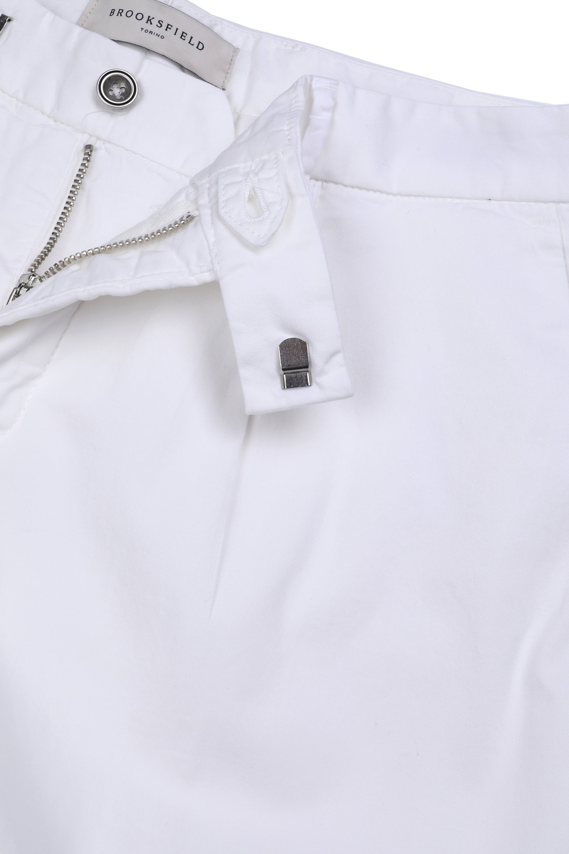 Pantalone chino con pinces. - Off white
