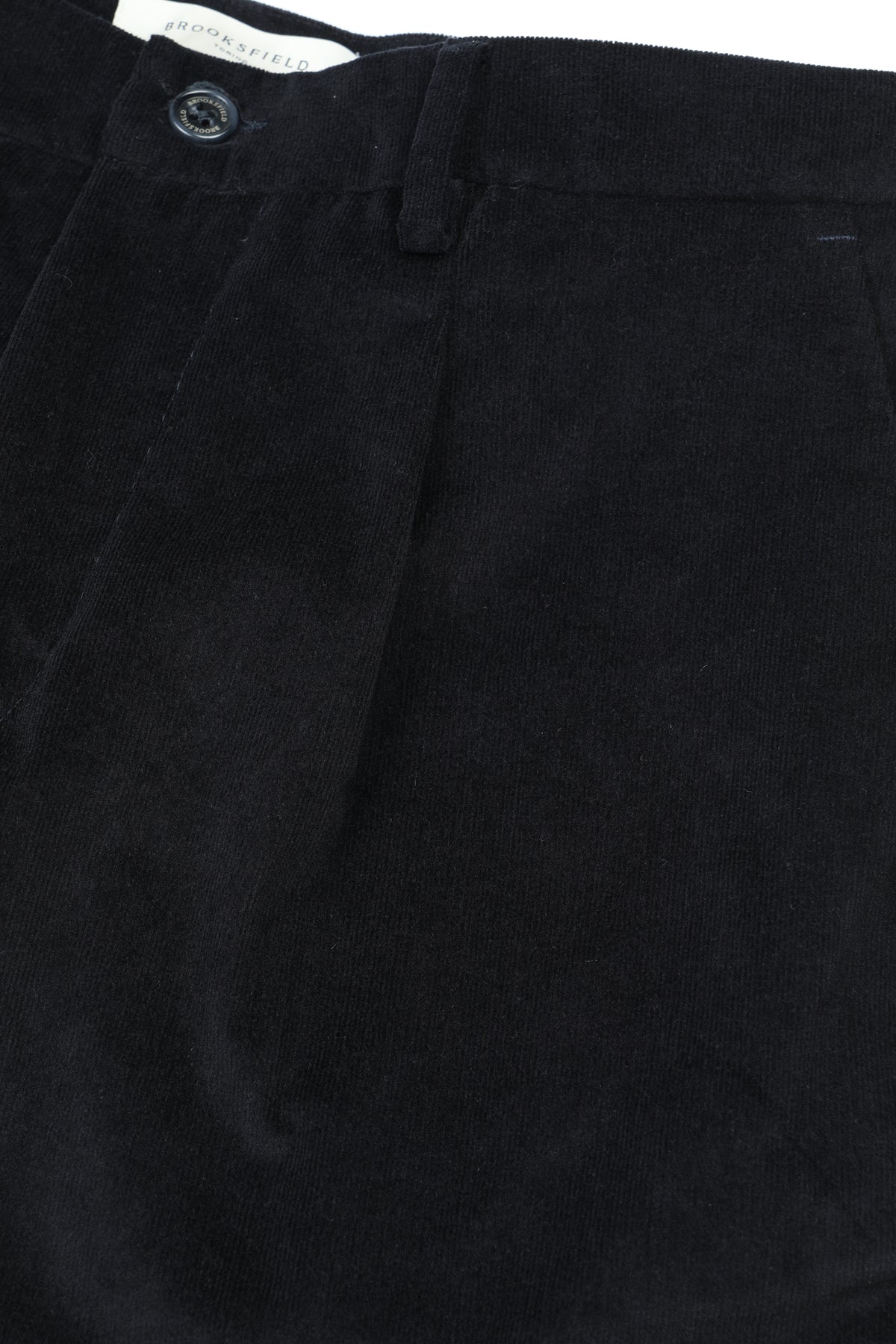 Pantalone chino Vittorio regular fit con pinces, realizzato in velluto a coste in cotone stretch.  Blu - Notturno