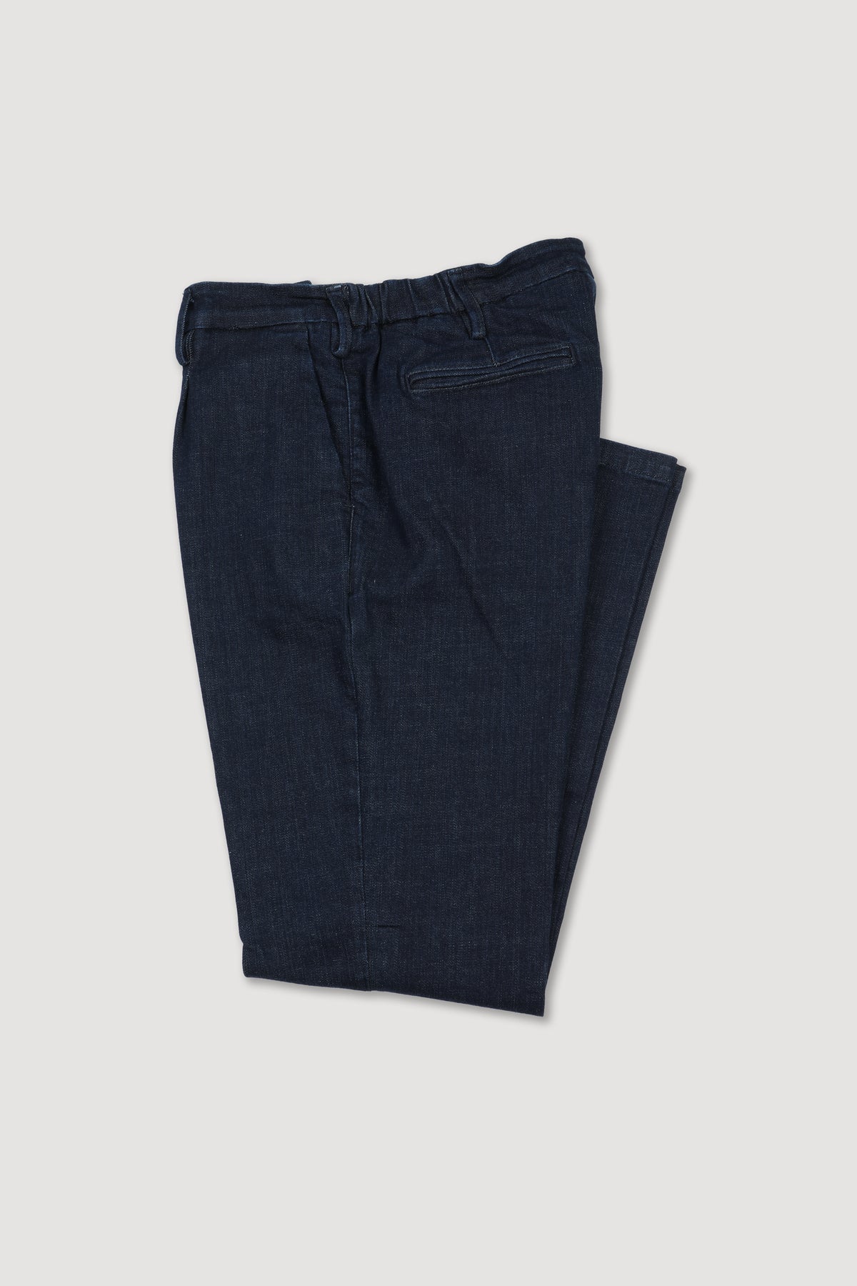 Pantalone chino Vittorio con pinces, realizzato in denim di cotone stretch, regular fit - Blu scuro