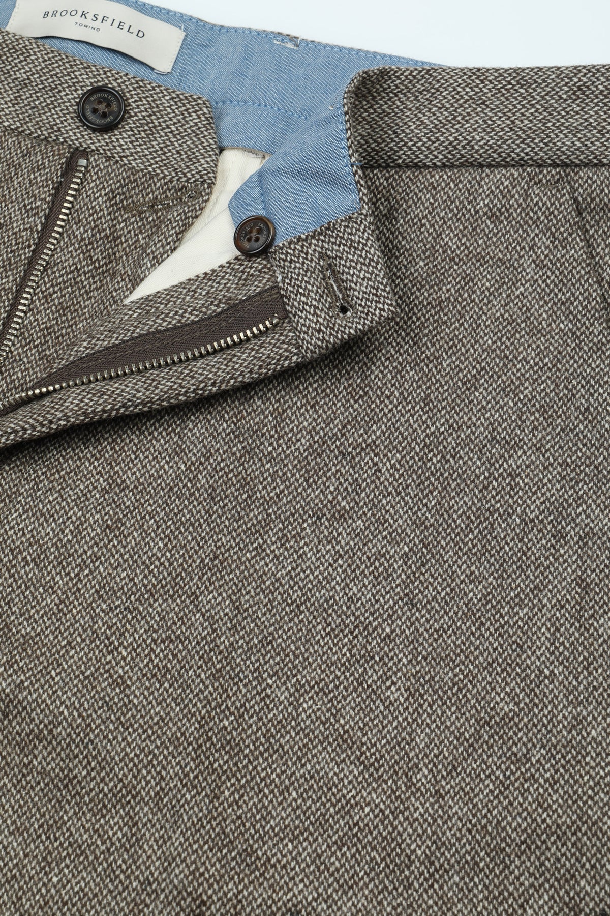 Pantalone chino James in tessuto stretch di misto lana-seta fantasia broken twill, slim fit - Marrone