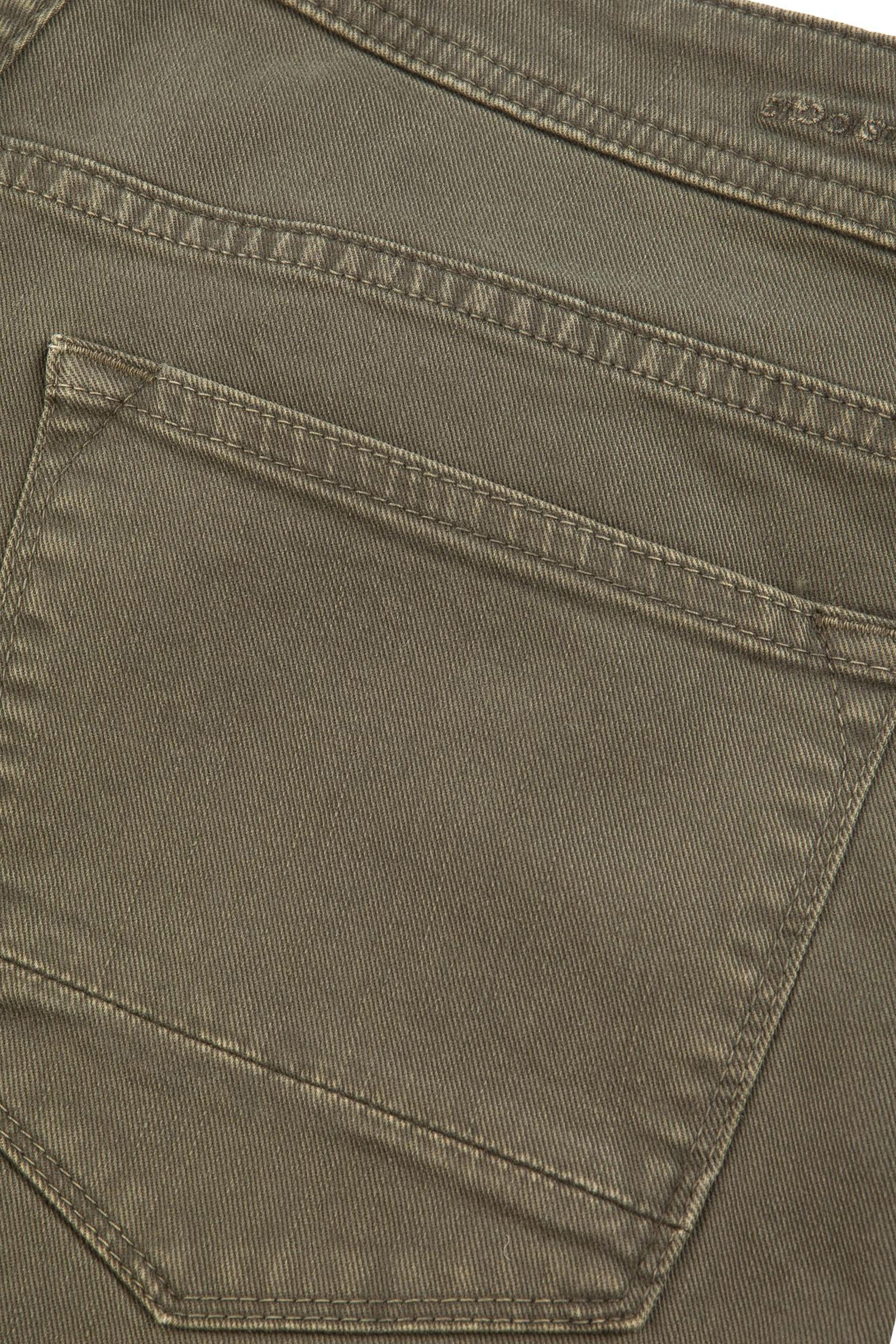 Pantalone 5 tasche in bull di cotone stretch tintura effetto vintage, slim fit.  Verde - Oliva