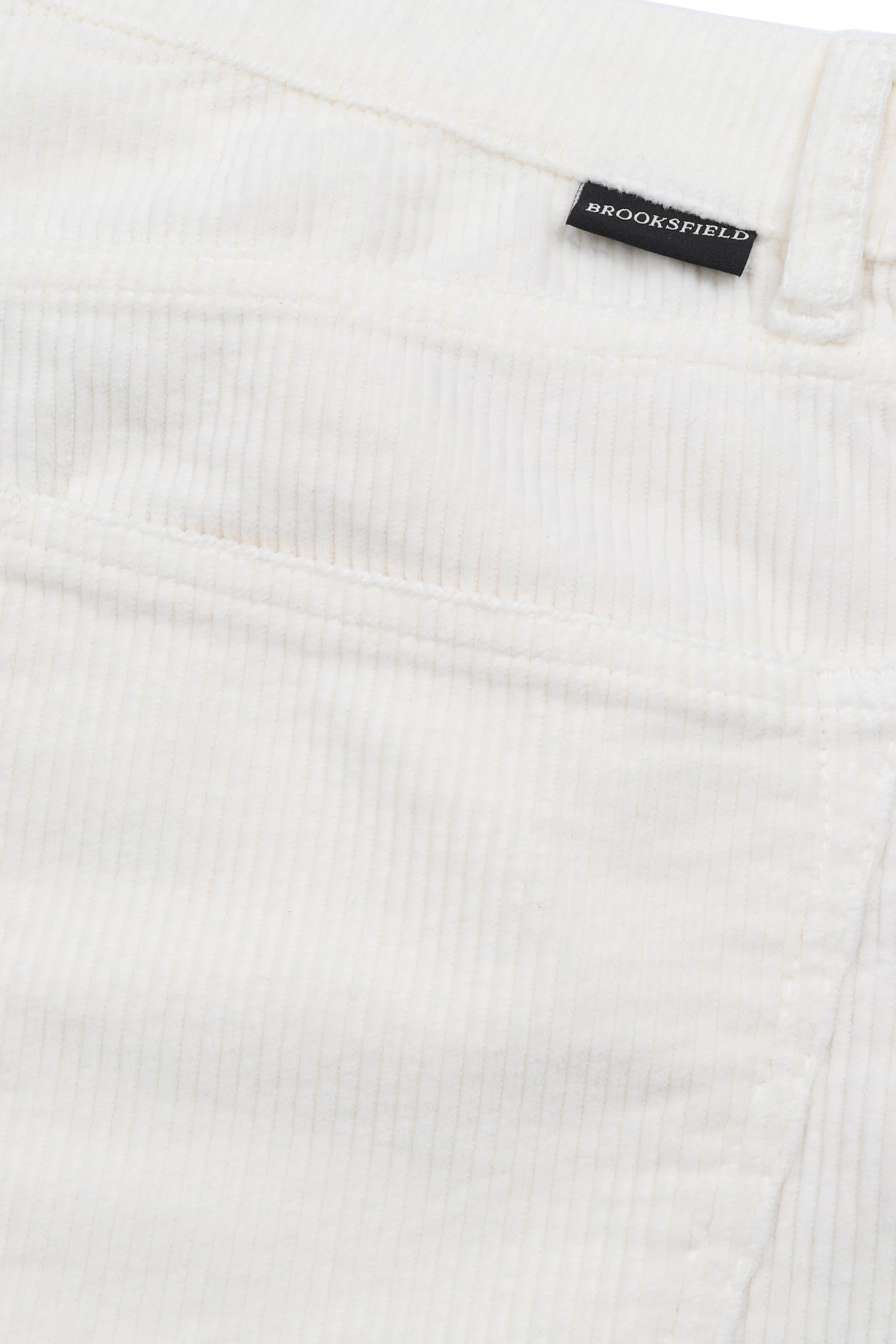 Pantalone 5 tasche vestibilità loose in velluto a costa larga di cotone stretch - Latte