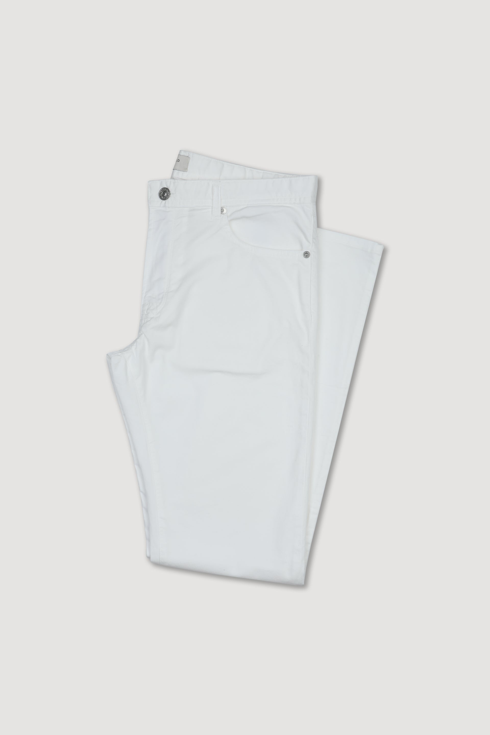 Pantalone 5 tasche in gabardine stretch di cotone organico, slim fit. Bianco - Off white