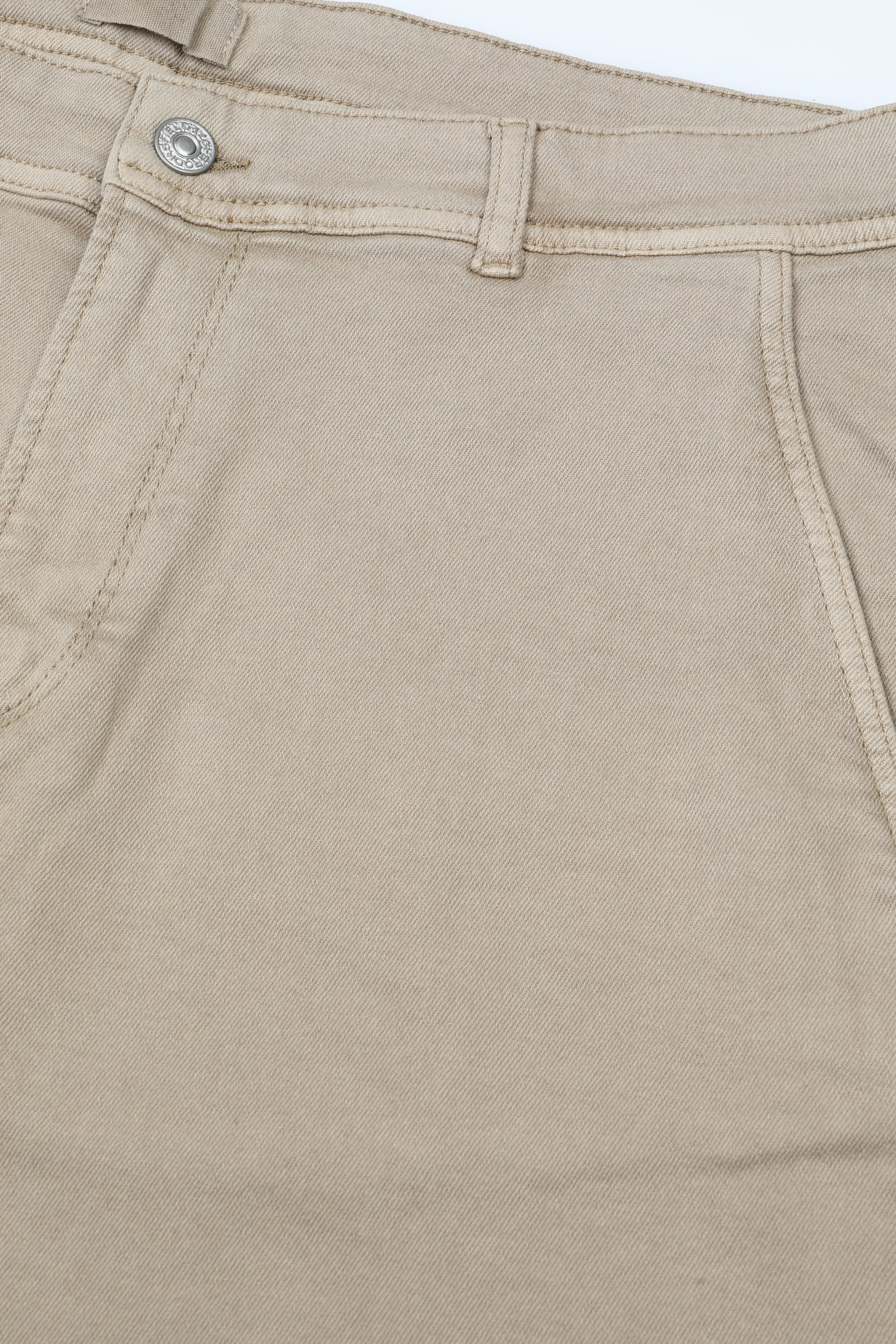 Bermuda tasca America in bull di cotone stretch. Beige - Wafer