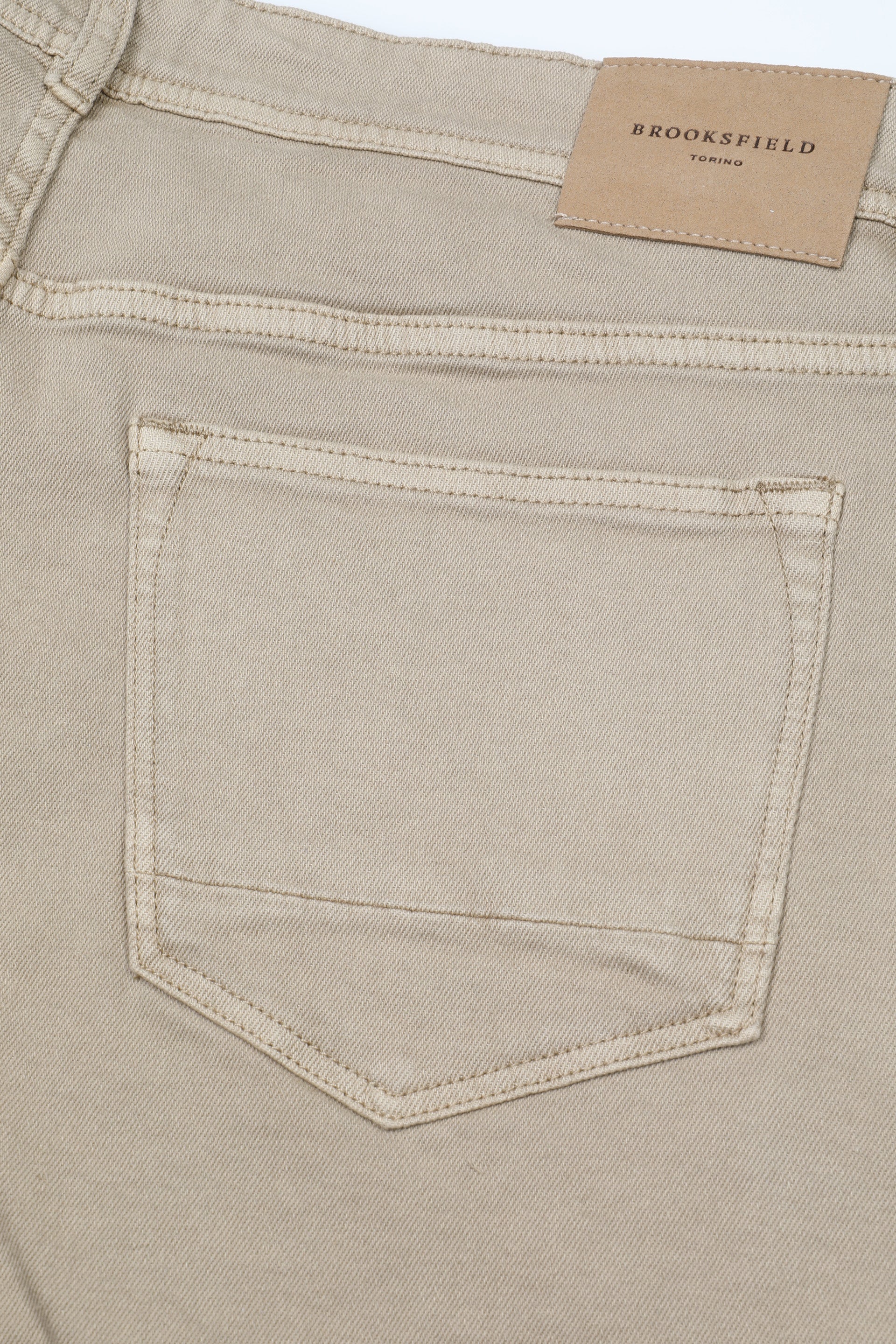 Bermuda tasca America in bull di cotone stretch. Beige - Wafer