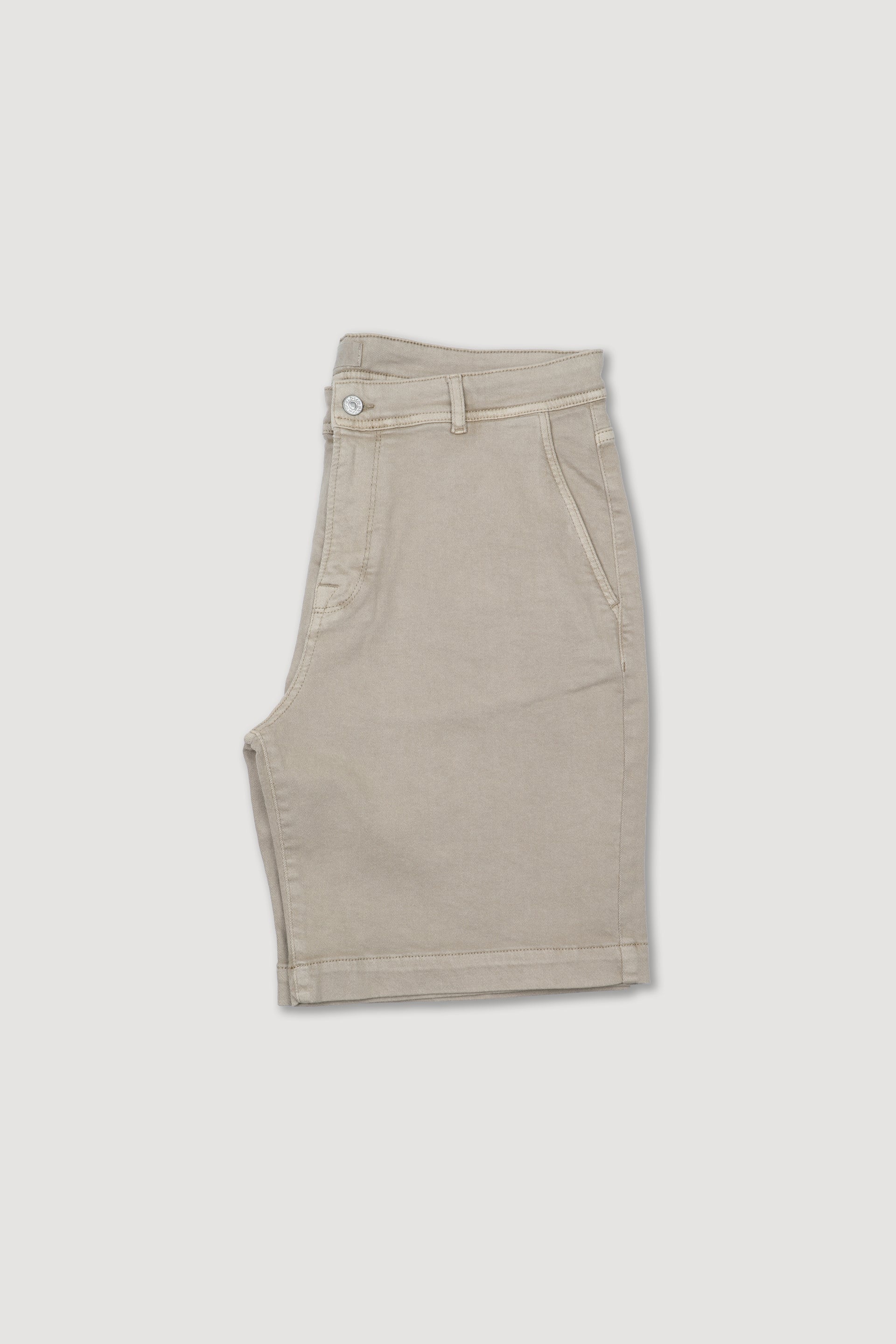 Bermuda tasca America in bull di cotone stretch. Beige - Wafer