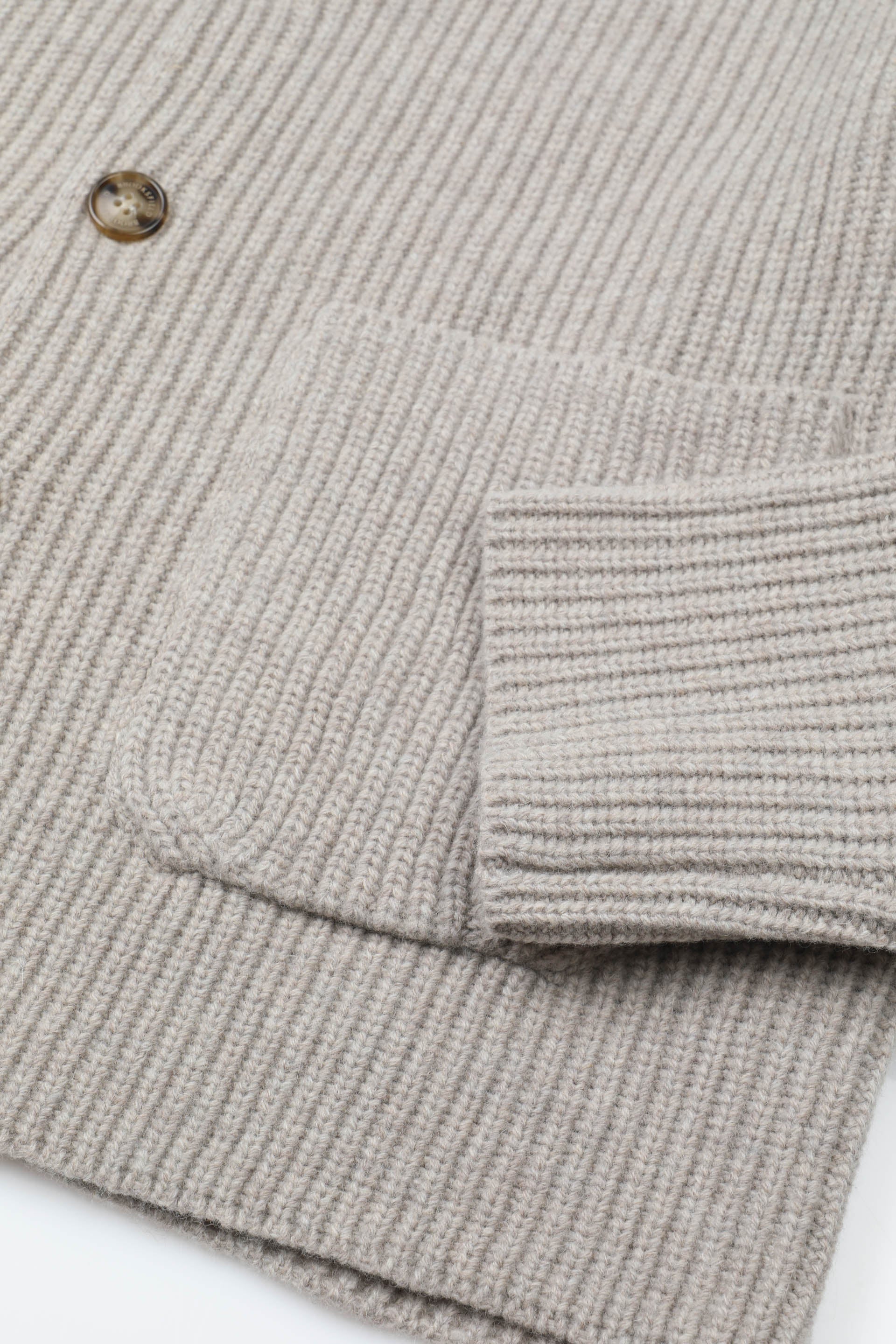 Blazer realizzato in mezza maglia inglese in misto lana. Beige - Geyser