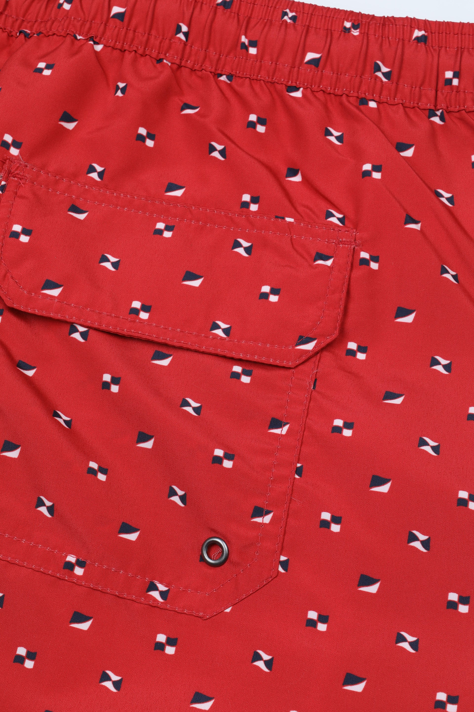 Boxer mare in microfibra con stampa all over bandiere. Lunghezza media - Rosso