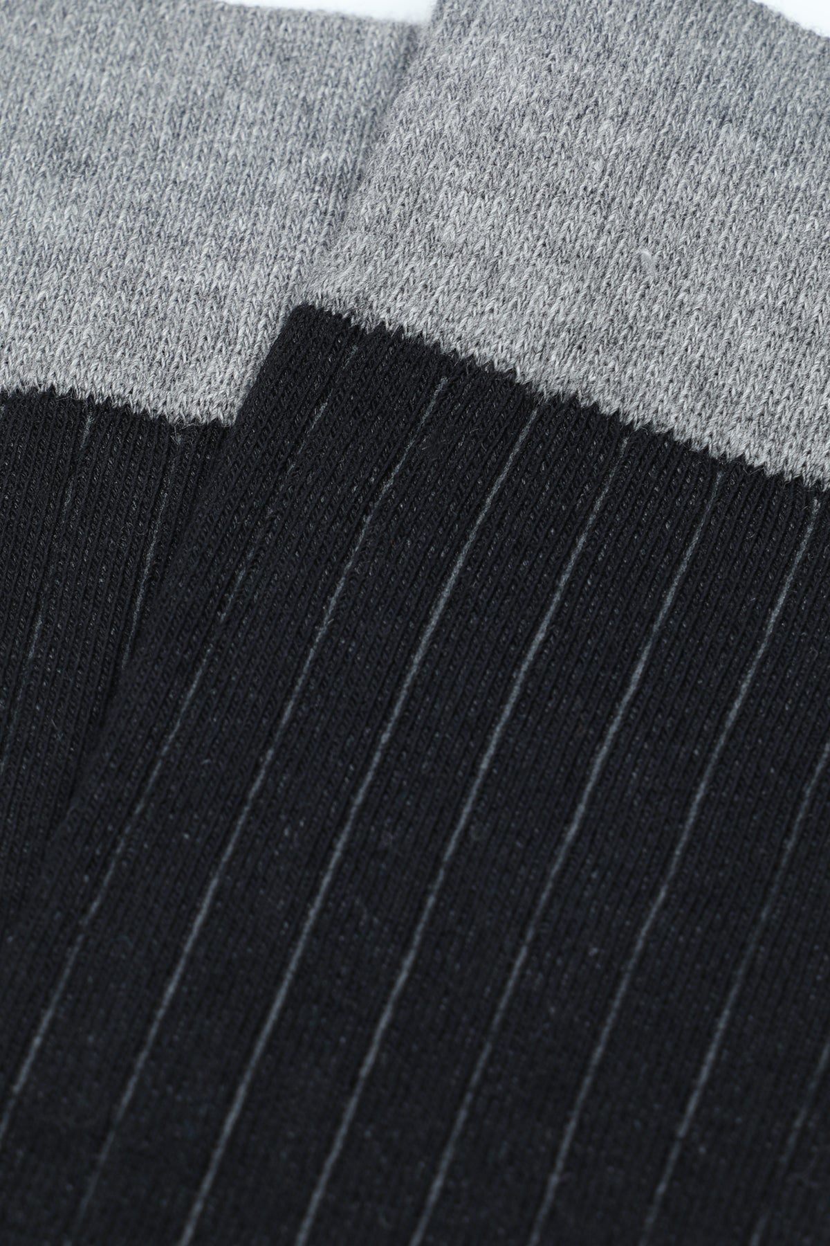 Calze lunghe in cotone elasticizzato a coste con bordo elastico e tallone in contrasto. - Blu/Grigio
