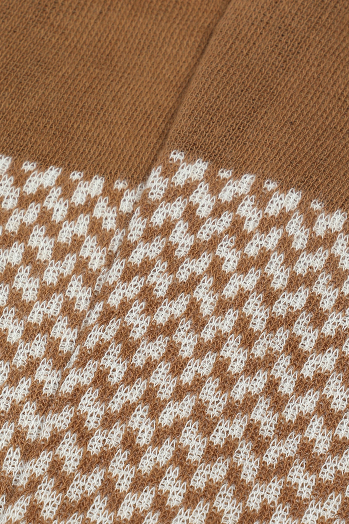 Calze lunghe in jacquard, cotone elasticizzato. Marrone - Liquirizia/Latte